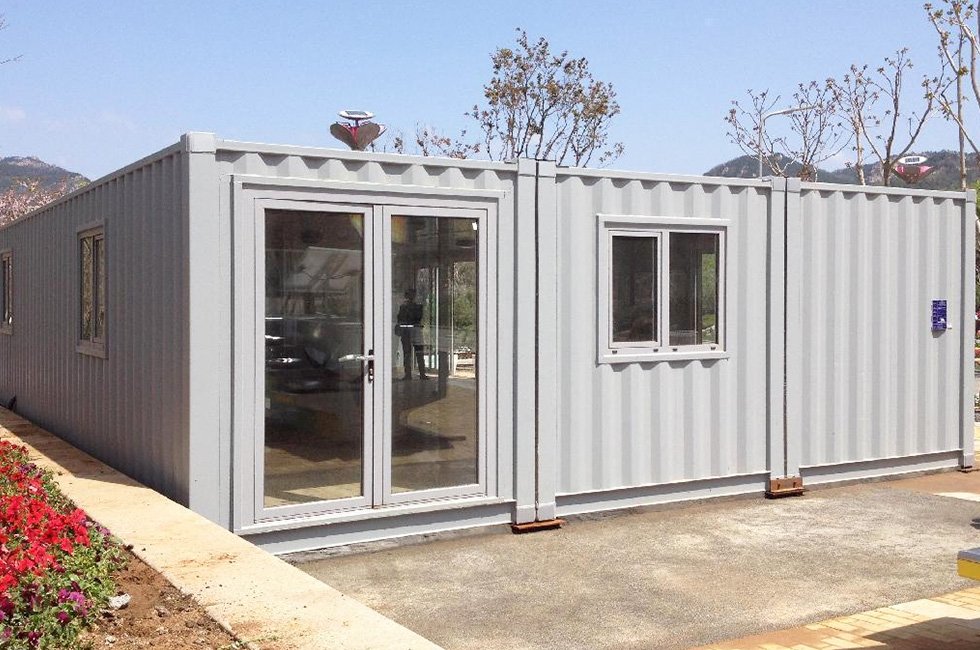 Commercial sale of containers